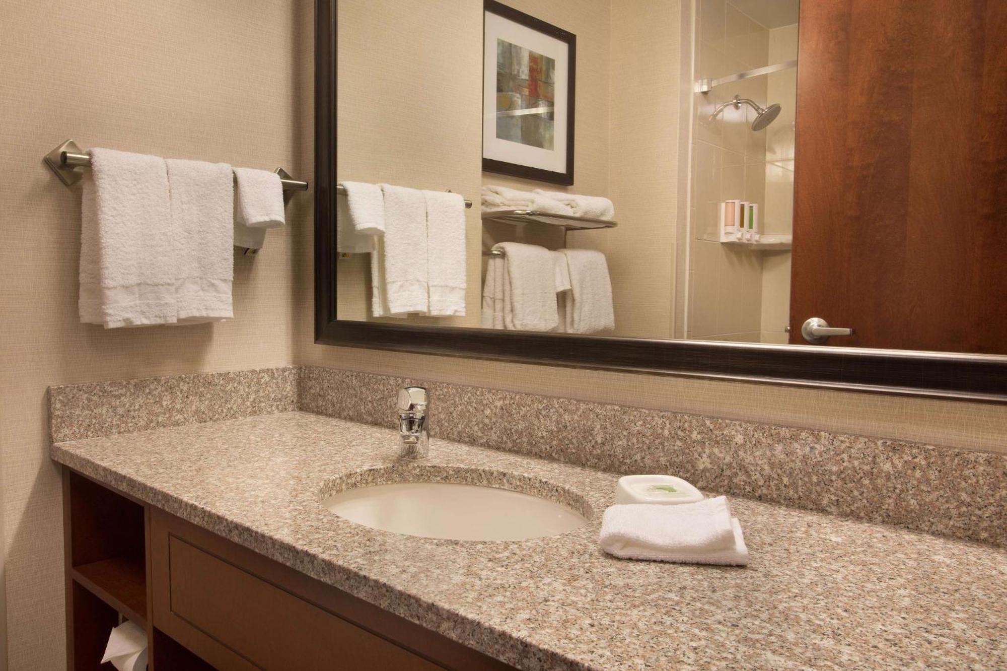 Drury Inn And Suites Denver Central Park Екстериор снимка