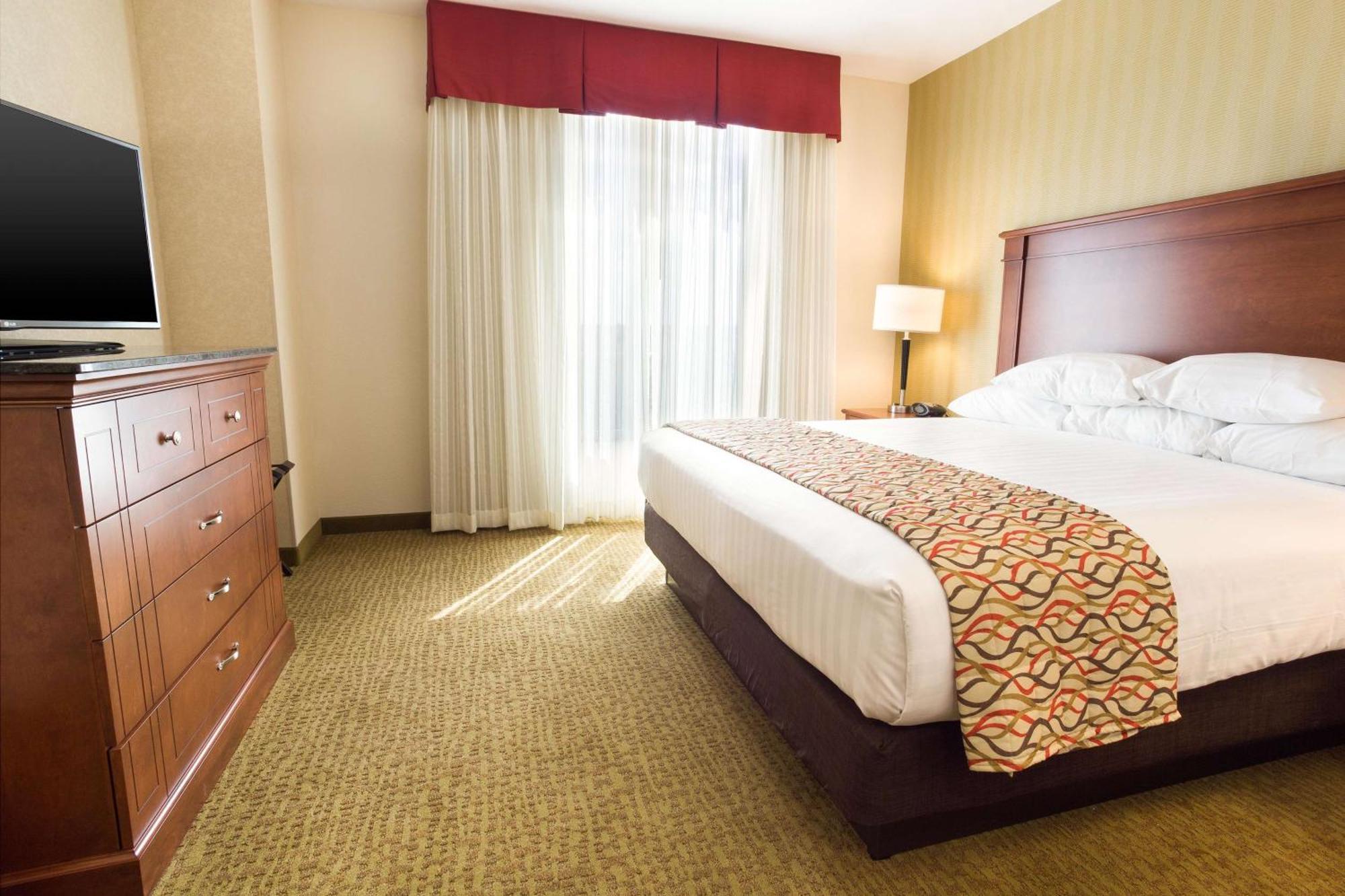 Drury Inn And Suites Denver Central Park Екстериор снимка