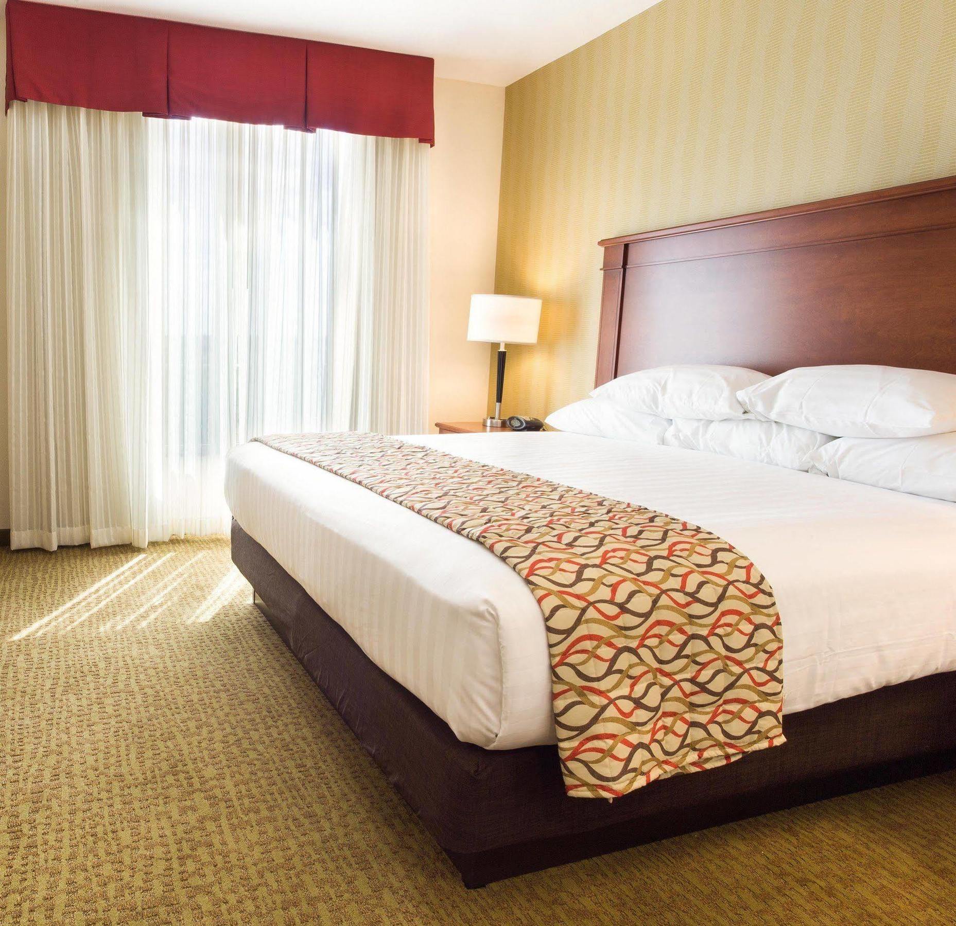 Drury Inn And Suites Denver Central Park Екстериор снимка
